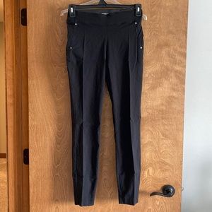 Maurice’s brand pull on skinny pants XS reg